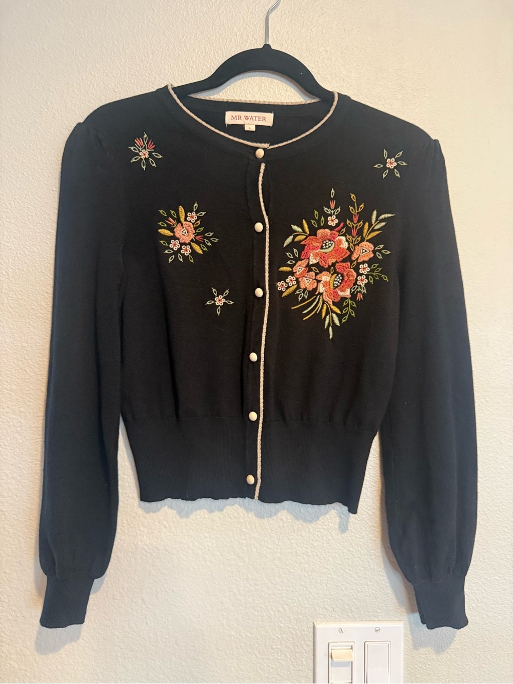 Vintage Inspired Mr. Water Black Embroidered Floral Cardigan Sweater Size Large